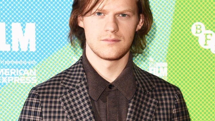 Lucas Hedges Biography: Instagram, Age, TV Shows, Net Worth, Movies, Partner, Nominations, Parents, Girlfriend, Wikipedia