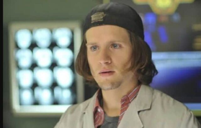 Luke Kleintank Biography: Age, Movies, Net Worth, Wife, Instagram, Fiance, Wiki, Height, Photos, Girlfriend Luke Kleintank Biography: Age, Movies, Net Worth, Wife, Instagram, Fiance, Wiki, Height, Photos, Girlfriend