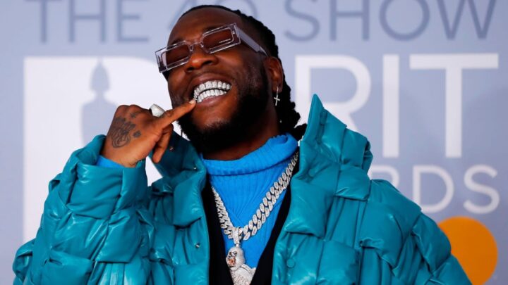 Burna Boy Biography: Age, Latest Songs, Awards, Net Worth, Parents, Mother, Wife, Girlfriend, Wikipedia, Father, Photos, Girlfriend, Children