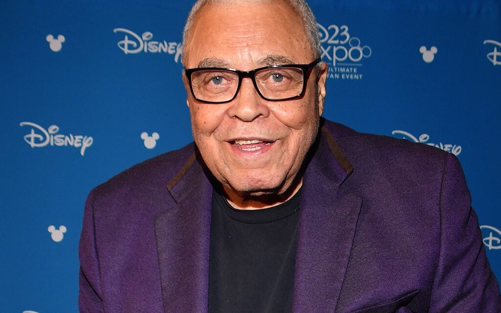 James Earl Jones Biography: Movies, Wife, Children, Age, Net Worth, Voice, Young, Wikipedia, Height, Star Wars, Still Alive?